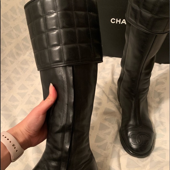 Vintage Chanel boots - Picture 6 of 6